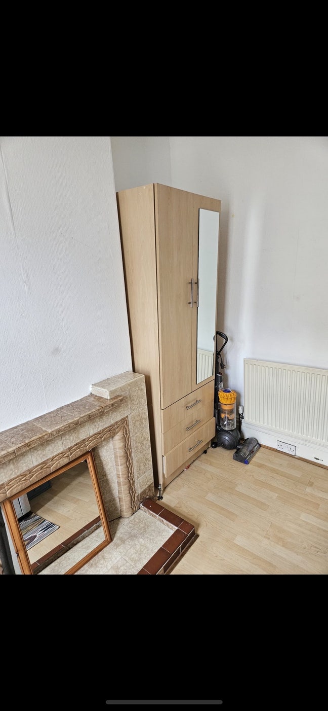 Room available in shared accommodation  Main Photo
