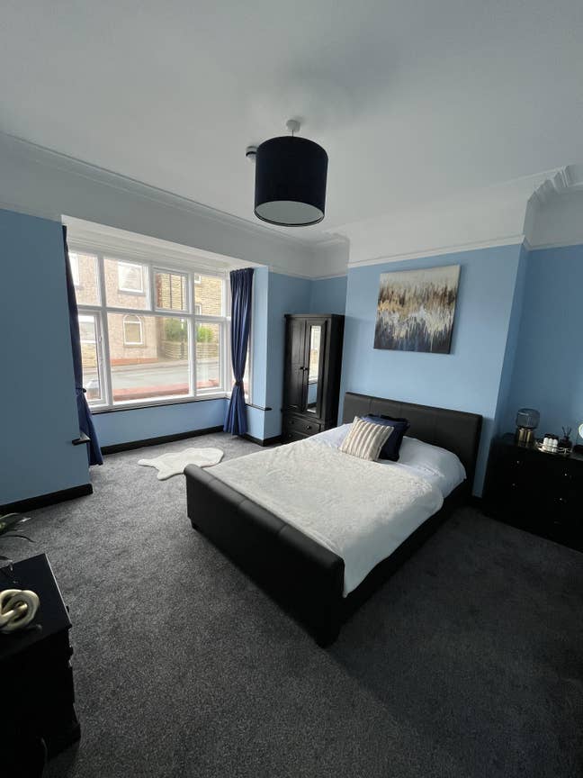 LARGE En-suite Room Quiet Street Town centre Main Photo