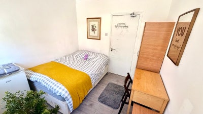 🛏️ Big Single Room to Let in North Wembley ✨  Main Photo