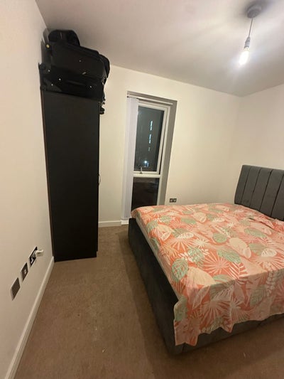 Double room available in IG11 Main Photo
