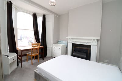 Two Beatiful Double Rooms in Mile End/Central Ln Main Photo