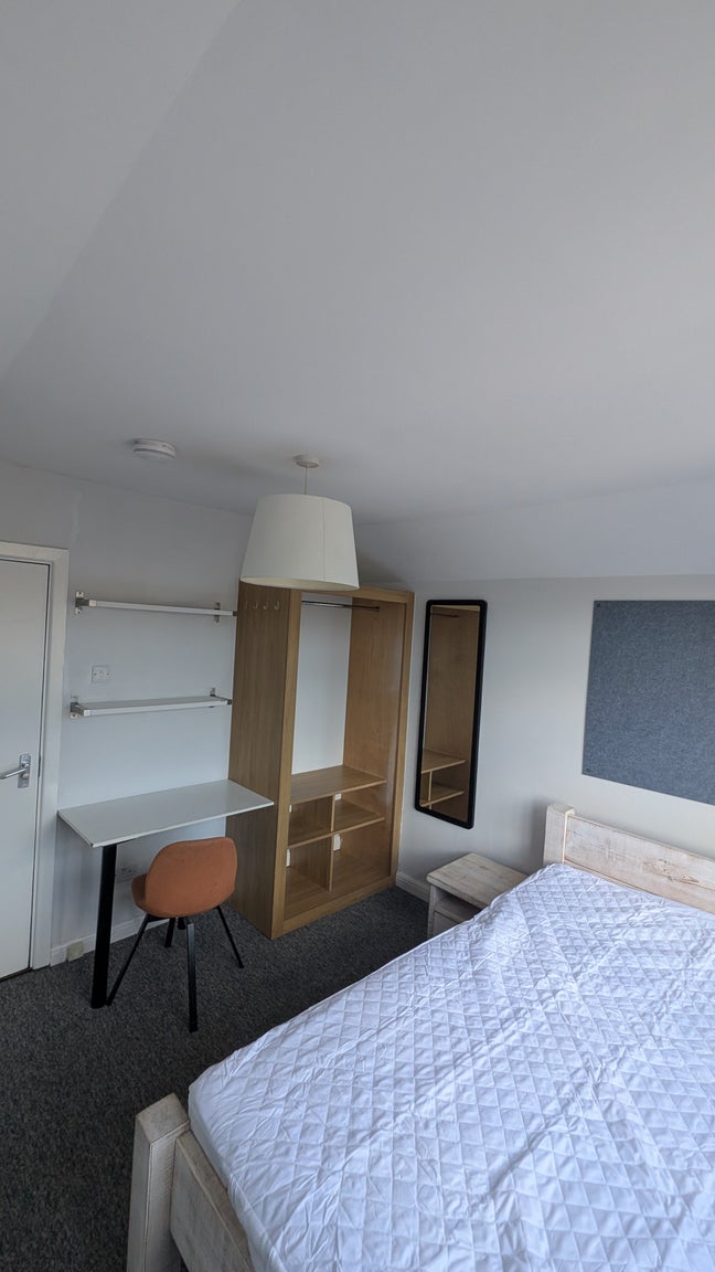 Urgent Tenancy takeover Main Photo