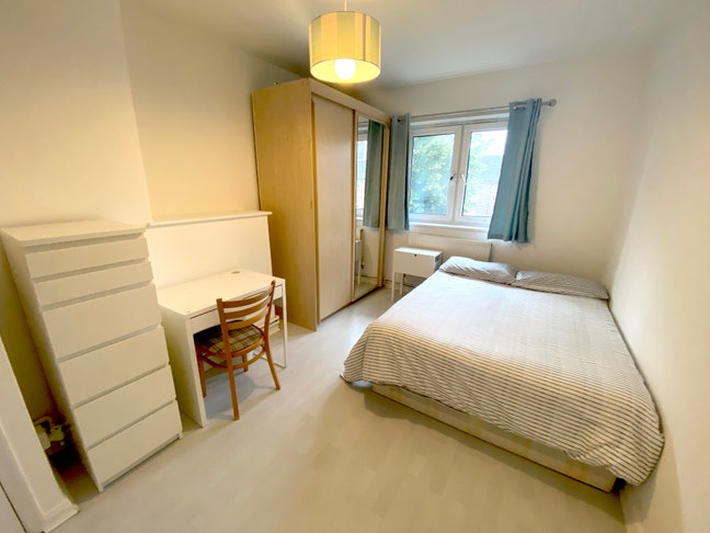 Lovely Double! Bethnal Green! Perfect Location! Main Photo