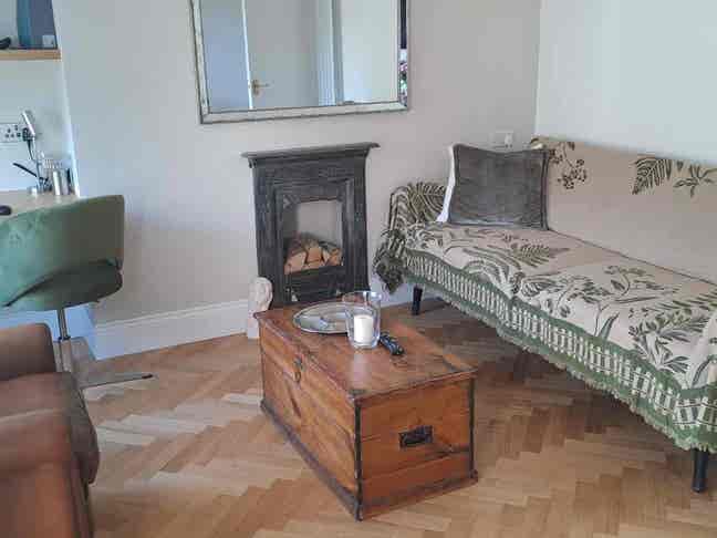 1-Bed Apartment - Balcony & Parking - Bills Includ Main Photo