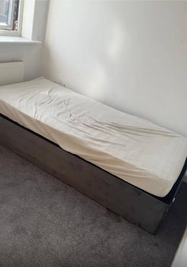 Single Room Available Main Photo