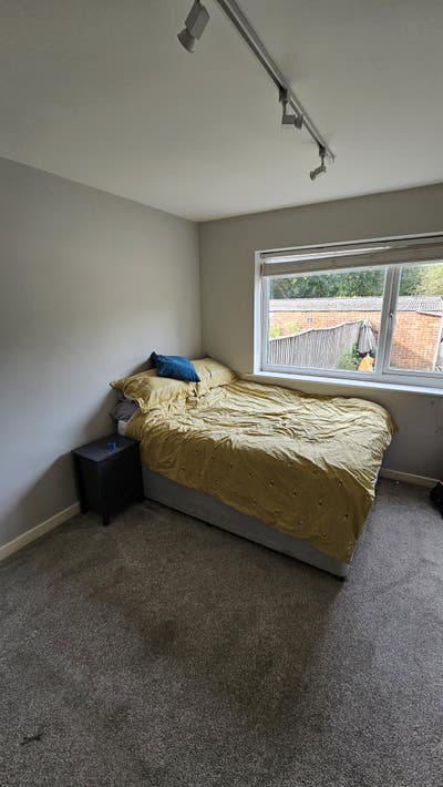 Double Room in BH12 Main Photo