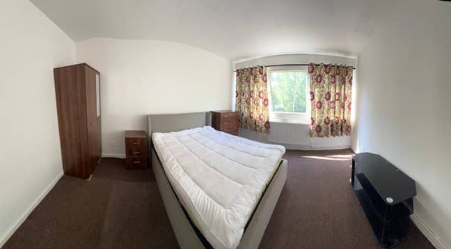 5 Double Rooms Available in MK11 , DSS Welcome  Main Photo