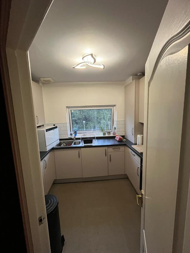 Double Bedroom in Partick Main Photo