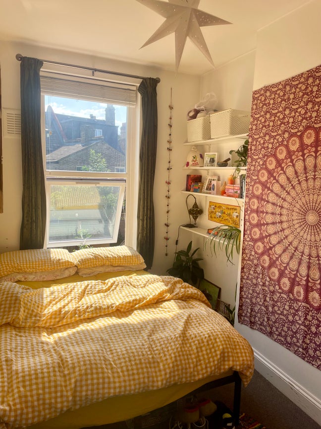 Double room sublet for 1 month all bills included  Main Photo