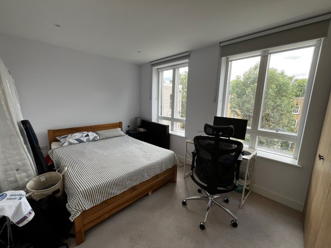 Kennington room 2 minutes from tube with garden Main Photo