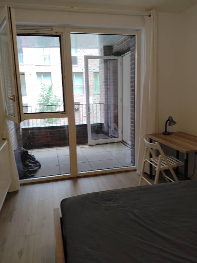 Double room in a new flat at Barking Riverside Main Photo