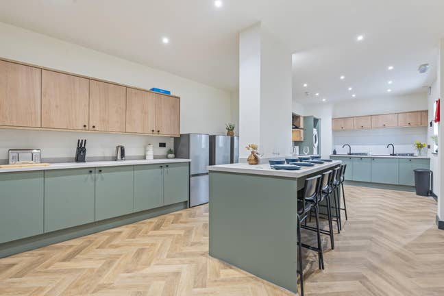 New Luxury HMO | All Bills Included Main Photo