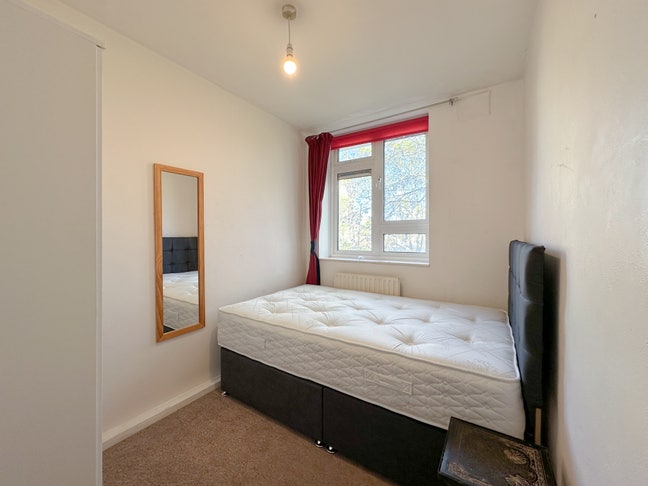 Great Price Doubleroom in Swiss Cottage Main Photo