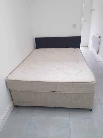 Studio with Private Garden at NW2!! Main Photo