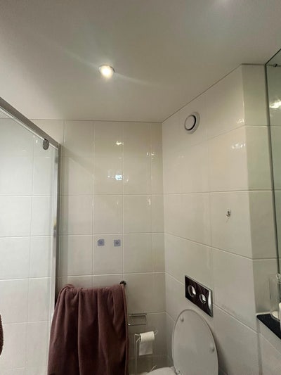 Studio Property  Main Photo