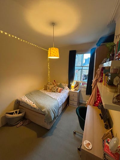 Available Room in Social Clapham Junction Flat Main Photo
