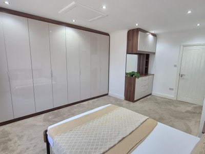 ✨✨ BRAND NEW Luxury House Share ✨✨ Main Photo