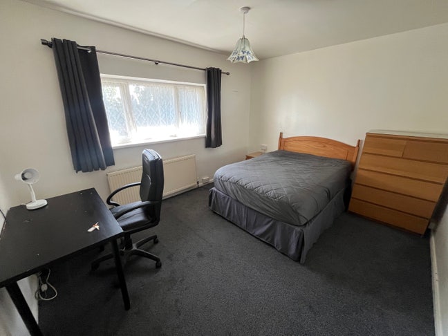 Room rent Bridgend town centre  Main Photo