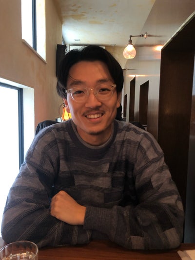 25 year old professional looking for a room Main Photo