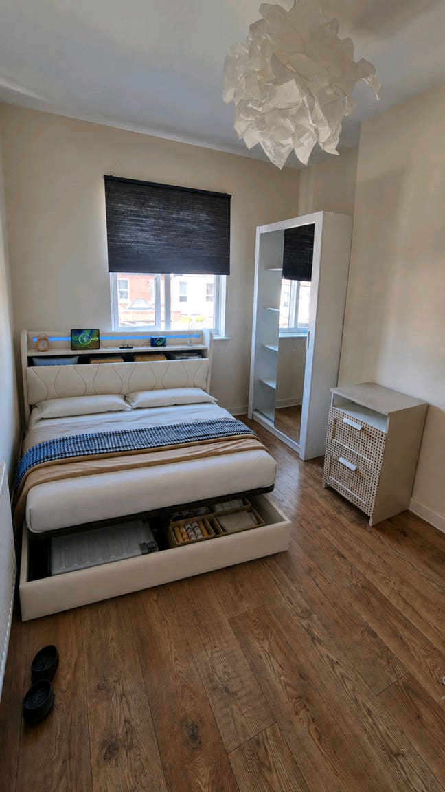 Lovelyl quiet spare room in creative St Werburghs  Main Photo