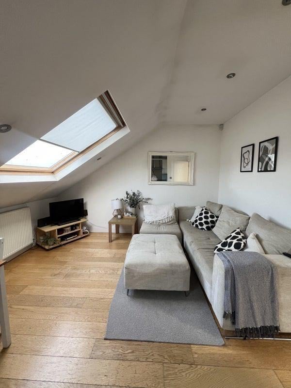 Double room in gorgeous Tooting Bec flat Main Photo