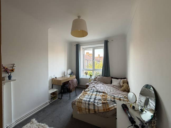 Room avaliable ASAP in Vauxhall/Nine Elms  Main Photo