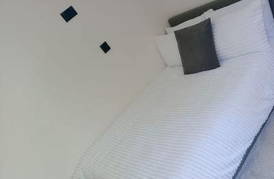 &pound;650, Bills Incl, Double Bed, Wifi Free Main Photo