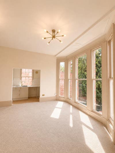 Brand New Self Contained Flats - 1 and 2 Bedrooms Main Photo