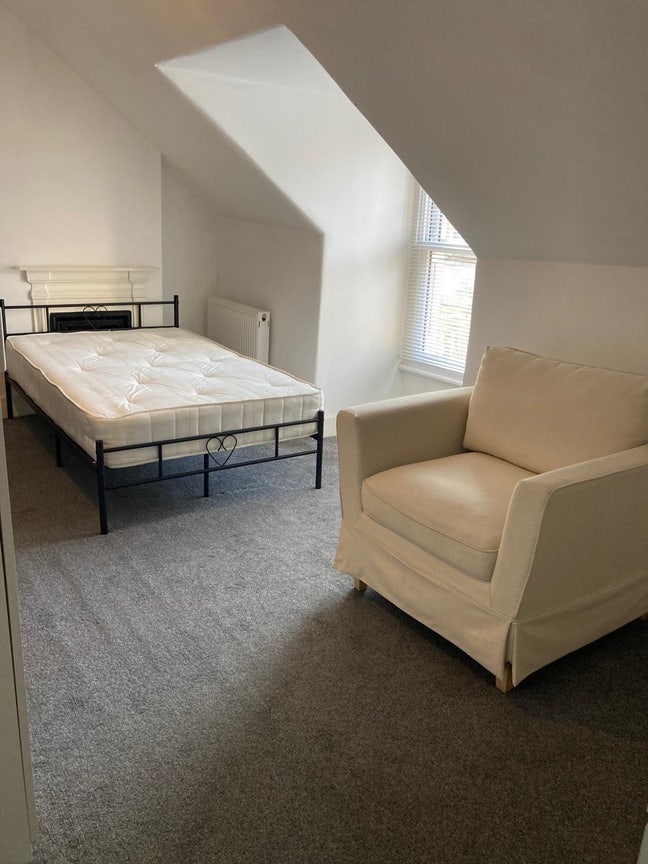 1 bedroom Main Photo