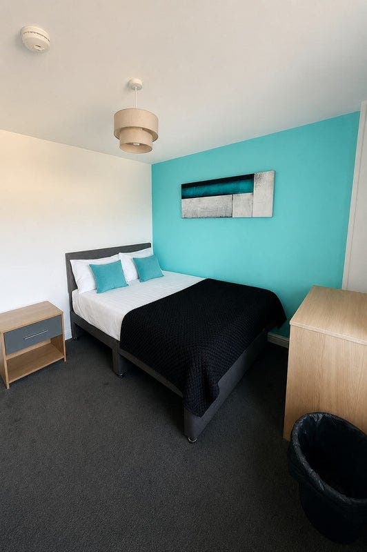 🌟 Bright room close to City Hospital 🌟 Main Photo