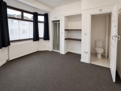 En Suite Rooms Available / Inclusive Main Photo