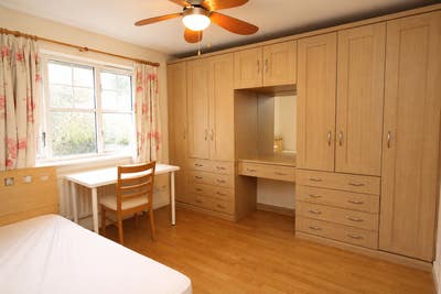 🌟 Spacious Double Room | Canada Water  🌟 Main Photo