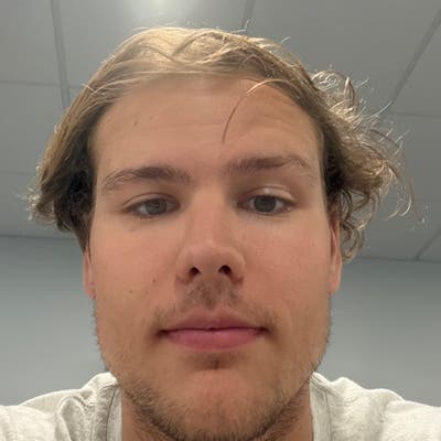 Student Male seeks a double room Main Photo