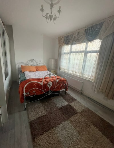 Double Room available in Highgate  Main Photo