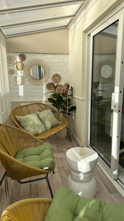 Spacious double room to rent  Main Photo