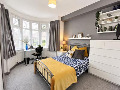 ** 💎 Lovely En Suite QE/UoB - All Bills Included! Main Photo