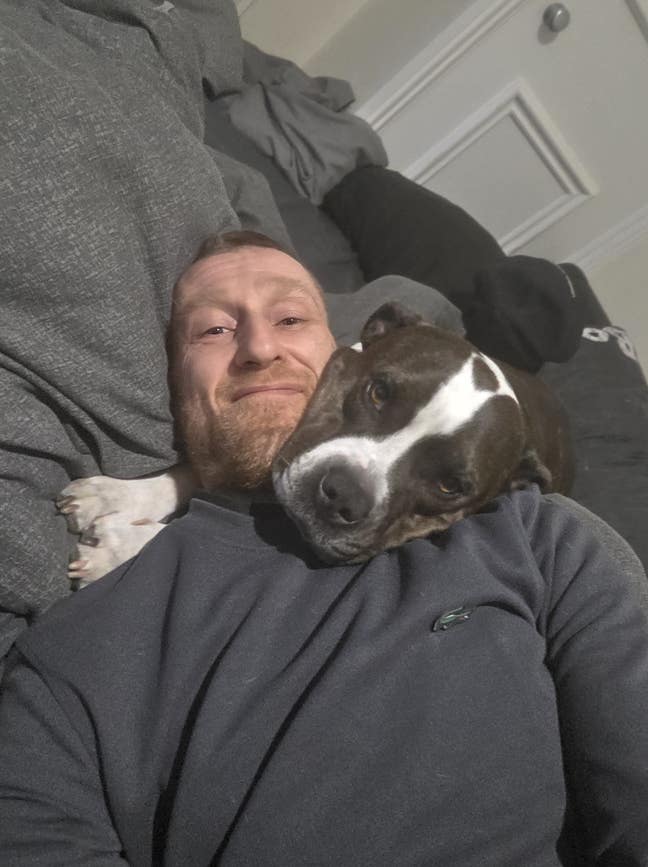 42 year old Male seeks a double room Main Photo