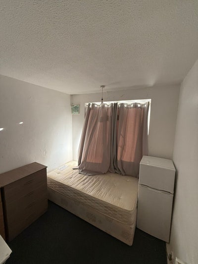 ✨ 🛏️ Single  Room to Let in Harlesden Main Photo
