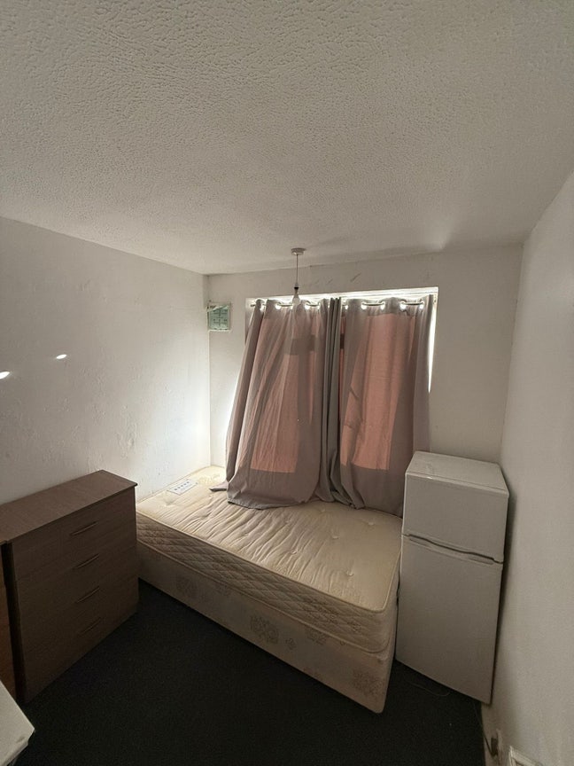 ✨ 🛏️ Single  Room to Let in Harlesden Main Photo