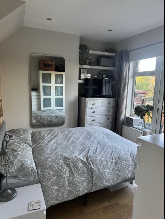 Pretty Double Room With Balcony  Main Photo
