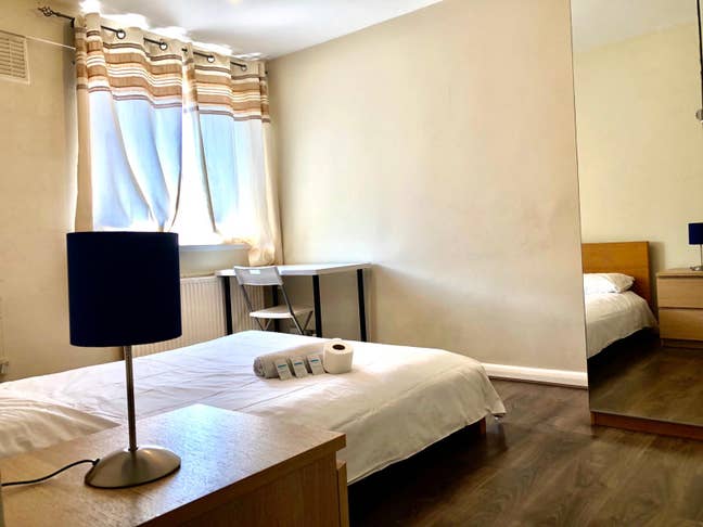 East London – E14 🏠 Canary Wharf / Ilse of Dogs Main Photo