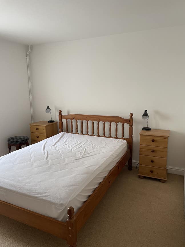 Ground floor double en-suite room  Main Photo