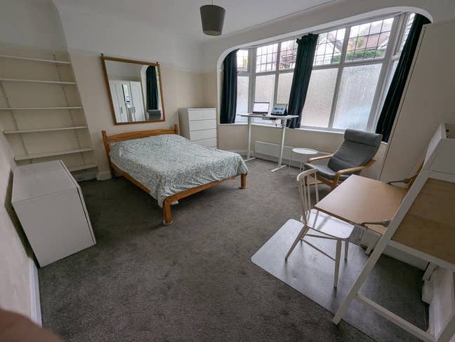 Luxury Double Room near Kew Gardens 4th Sept Main Photo