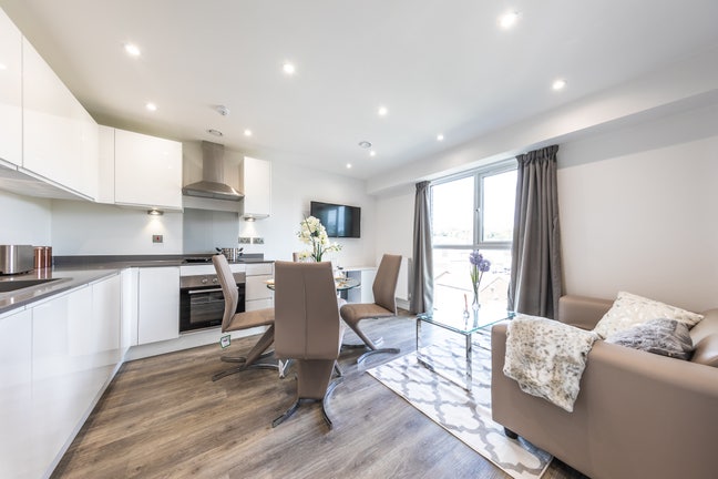 Modern, Fully-Furnished, 1-Bedroom Apartment! Main Photo