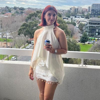 Looking for a room/ buddy up Main Photo