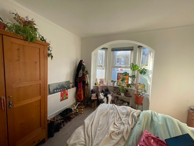 Room for rent in South Tottenham! Main Photo