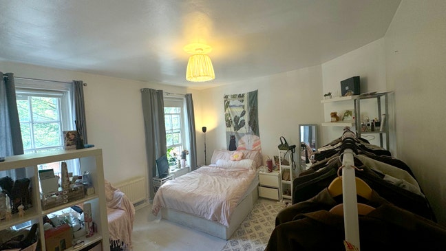 From 31.8!Amazing Flat W/Living Room! Double Room! Main Photo