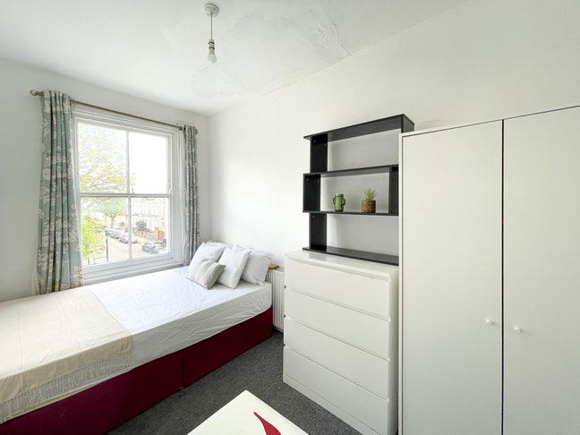 Bright Double room in Holloway Main Photo