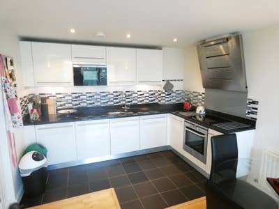 Stunning two bed two bath parking woolwich arsena  Main Photo