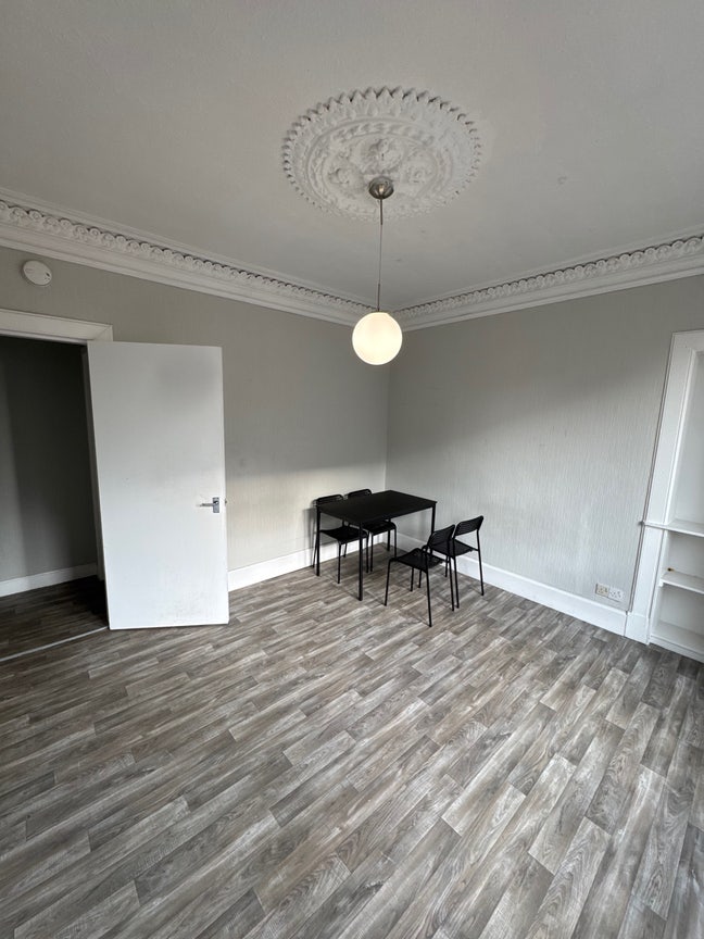 2 bed flat for rent Main Photo